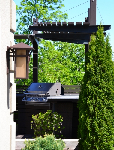 Grilling area (sideview)
